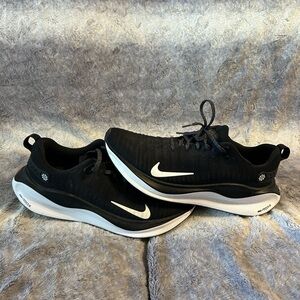 Nike Reactx Infinity Run 4 Black White Size 13 Euc